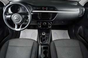 Седан Kia Rio 2017 года, 1099000 рублей, Тюмень