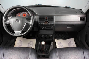 Хетчбэк ВАЗ (LADA) Priora 2013 года, 529000 рублей, Тюмень