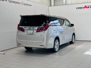 Минивэн Toyota Alphard 2019 года, 4049000 рублей, Красноярск