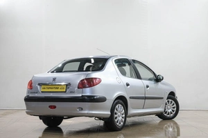 Седан Peugeot 206 2007 года, 259000 рублей, Новокузнецк