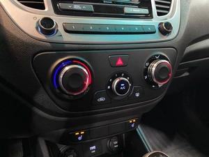 Седан Hyundai Solaris 2021 года, 1580000 рублей, Красноярск