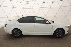 Хэтчбек Skoda Octavia 2017 года, 1945000 рублей, Орёл
