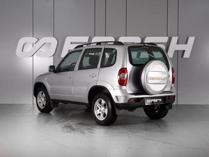 Внедорожник Chevrolet Niva 2016 года, 650000 рублей, Минеральные Воды