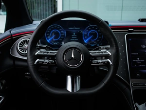 Седан Mercedes-benz EQE 2022 года, 6300000 рублей, Большой Сочи