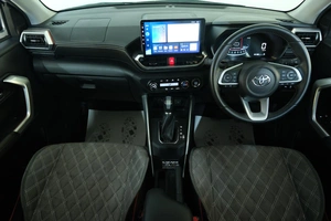 Внедорожник Toyota Raize 2020 года, 1849000 рублей, Омск