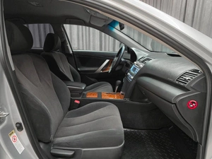 Седан Toyota Camry 2010 года, 1215000 рублей, Красноярск