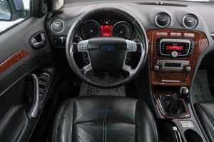 Седан Ford Mondeo 2007 года, 749000 рублей, Красноярск