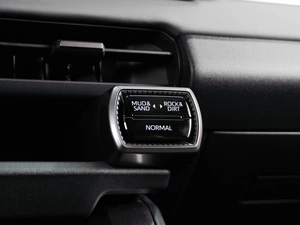 Внедорожник Toyota RAV4 2025 года, 4699000 рублей, Тюмень