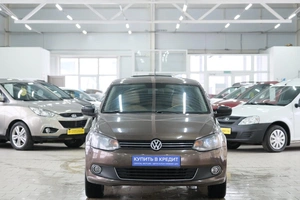 Седан Volkswagen Polo 2014 года, 819000 рублей, Омск