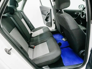 Седан Volkswagen Polo 2011 года, 650000 рублей, Красноярск