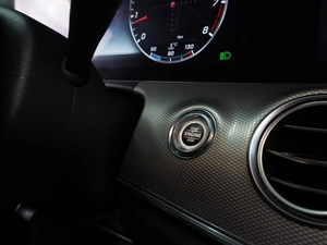 Седан Mercedes-benz E-класс 2017 года, 2850000 рублей, Воронеж