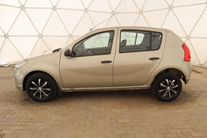 Хэтчбек Renault Sandero 2014 года, 690000 рублей, Обнинск