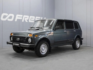 Внедорожник ВАЗ (LADA) 4x4 (Нива) 2009 года, 310000 рублей, Омск
