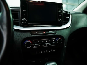 Универсал Kia Ceed 2021 года, 1899000 рублей, Красноярск