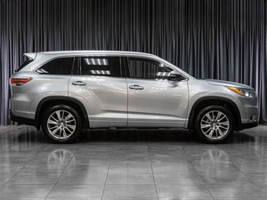 Внедорожник Toyota Highlander 2014 года, 3199000 рублей, Тюмень