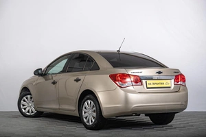 Седан Chevrolet Cruze 2011 года, 789000 рублей, Томск