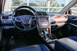 Седан Toyota Camry 2017 года, 2190000 рублей, Ярославль