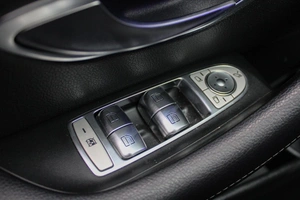 Седан Mercedes-benz E-класс 2018 года, 2890000 рублей, Ярославль