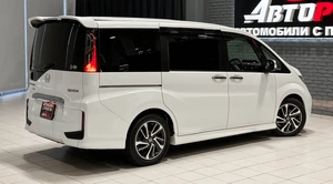 Минивэн Honda Stepwgn 2016 года, 2100000 рублей, Красноярск