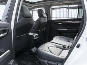 Внедорожник Toyota Highlander 2025 года, 5950000 рублей, Волгоград