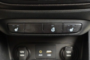 Седан Hyundai Solaris 2017 года, 1169000 рублей, Тюмень