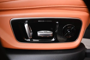 Внедорожник LiXiang L7 2024 года, 6739000 рублей, Кемерово