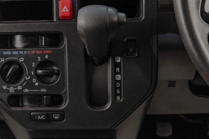 Минивэн Toyota Roomy 2018 года, 1159000 рублей, Челябинск