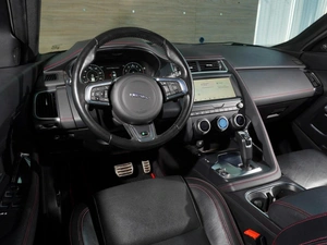 Внедорожник Jaguar E-Pace 2020 года, 2544000 рублей, Тверь