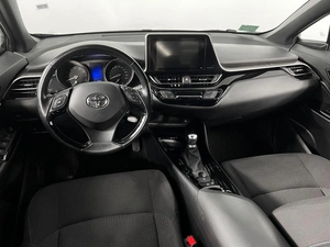 Внедорожник Toyota C-HR 2019 года, 2289900 рублей, Казань
