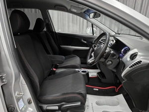 Минивэн Honda Stream 2010 года, 1199000 рублей, Красноярск