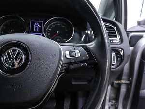 Универсал Volkswagen Golf 2015 года, 1300000 рублей, Красноярск