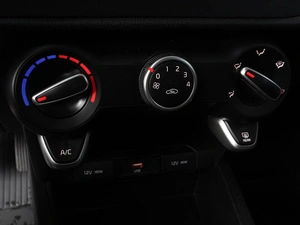Седан Kia Rio 2021 года, 1849000 рублей, Минеральные Воды