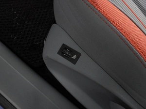 Хетчбэк Peugeot 208 2013 года, 849000 рублей, Воронеж