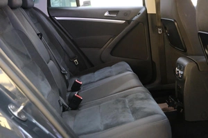 Внедорожник Volkswagen Tiguan 2015 года, 1849000 рублей, Омск