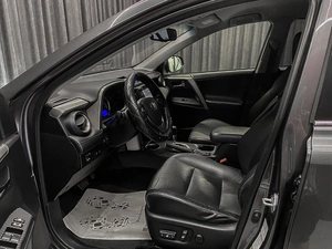 Внедорожник Toyota RAV4 2013 года, 2350000 рублей, Красноярск