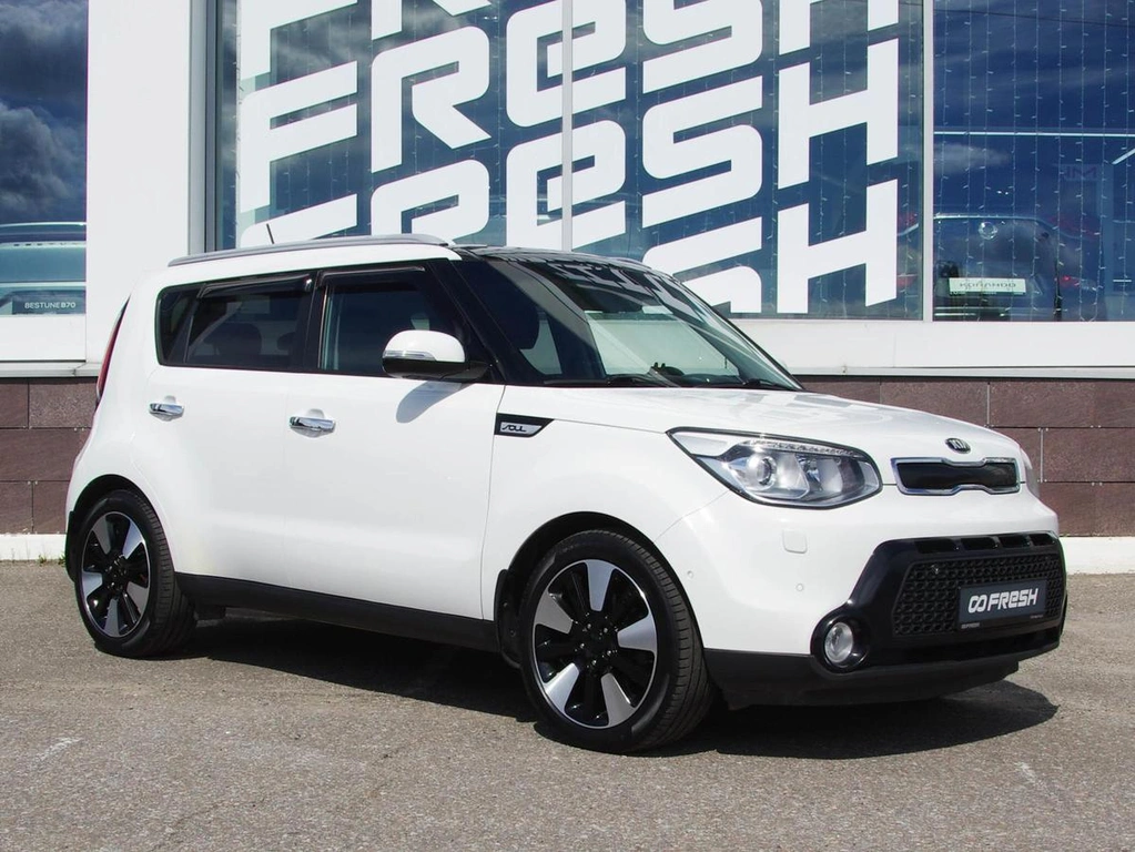 Хетчбэк Kia Soul 2015 года, 1550000 рублей, Владимир