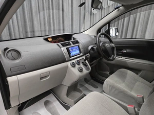 Минивэн Toyota Passo Sette 2010 года, 619000 рублей, Красноярск