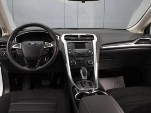 Седан Ford Mondeo 2015 года, 1460000 рублей, Омск