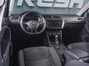 Внедорожник Volkswagen Tiguan 2017 года, 2700000 рублей, Ростов-на-Дону