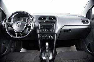 Седан Volkswagen Polo 2017 года, 1399000 рублей, Пермь