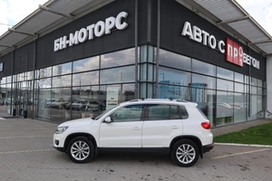 Внедорожник Volkswagen Tiguan 2013 года, 1600000 рублей, Мирное