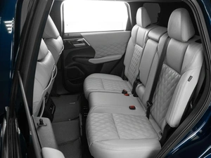 Внедорожник Mitsubishi Outlander 2022 года, 4812000 рублей, Тюмень