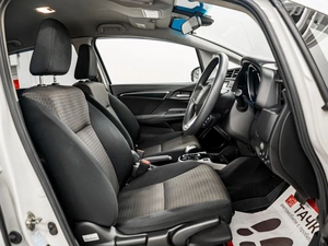 Хетчбэк Honda Fit 2018 года, 1125000 рублей, Красноярск