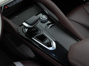 Внедорожник Geely Monjaro 2023 года, 3312444 рублей, Москва