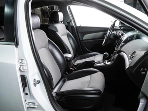 Седан Chevrolet Cruze 2014 года, 820000 рублей, Волгоград