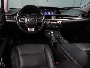 Седан Lexus ES 2016 года, 2549000 рублей, Воронеж