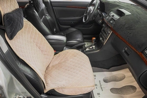 Седан Toyota Avensis 2004 года, 1019000 рублей, Барнаул