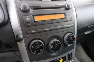 Седан Toyota Corolla 2012 года, 1159000 рублей, Красноярск