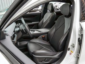 Лифтбек Changan UNI-V 2023 года, 2450000 рублей, Краснодар