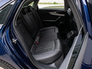 Седан Audi A4 2019 года, 2475000 рублей, Краснодар